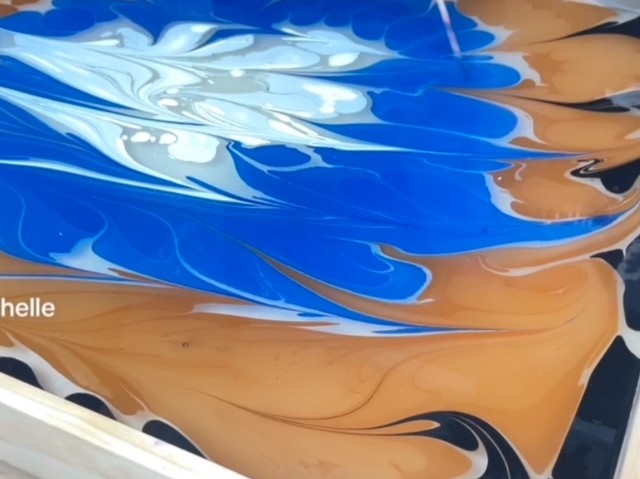 Water Marbling Large Square (35X35)